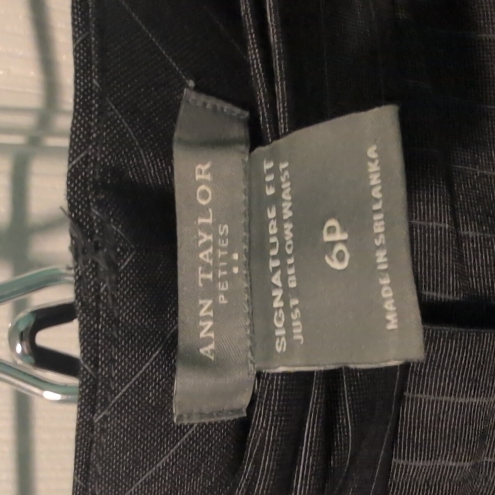 Ann Taylor Charcoal Pinstripe Suit 6P - Picture 7 of 10